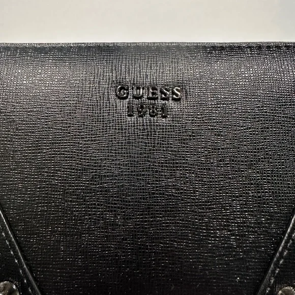 Guess wallet new with tags - Picture 4 of 8
